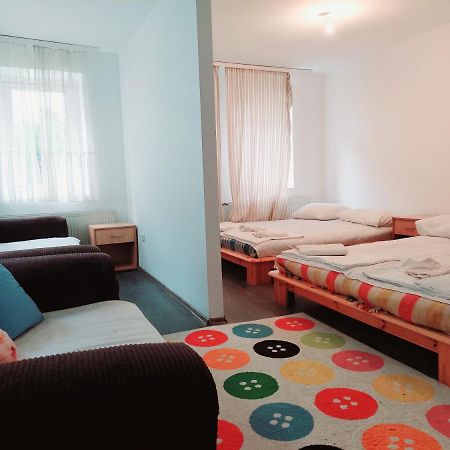 Hostel Hayat SJJ Eksteriør billede
