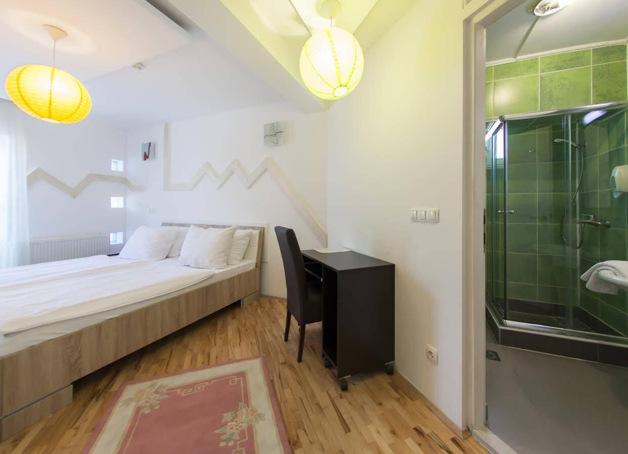 Hostel Hayat SJJ Eksteriør billede