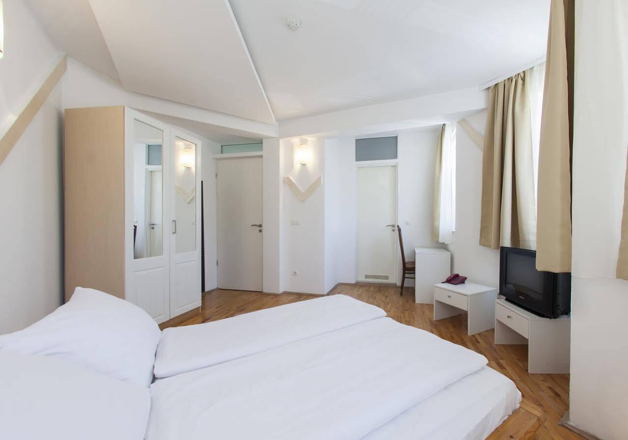 Hostel Hayat SJJ Eksteriør billede